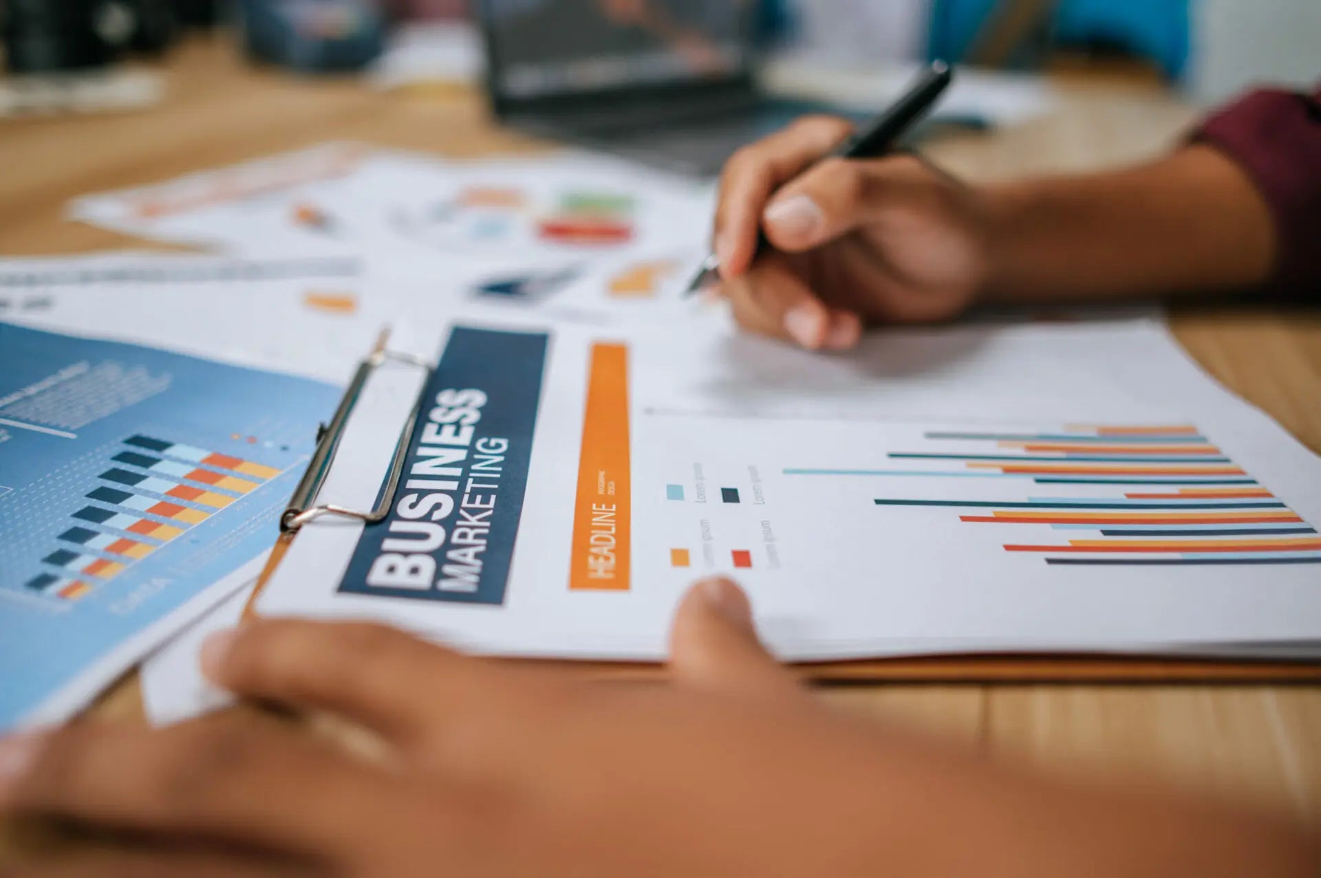 Comment trouver la niche parfaite pour le dropshipping : guide complet